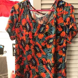 Lularoe Classic T Large NWT